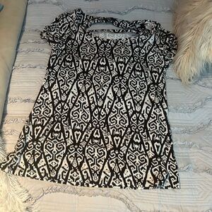 Black and White Patterned Top